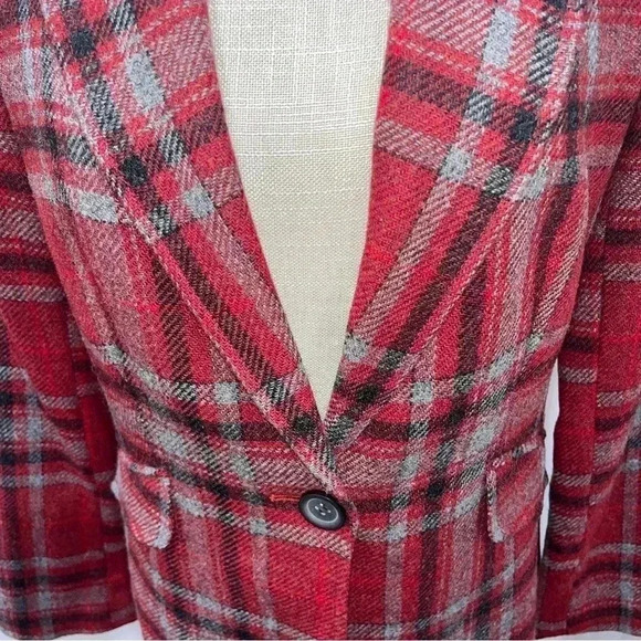 Talbots 100% Wool Blazer plaid, lined, single button closure, buisness wear - Picture 10 of 10
